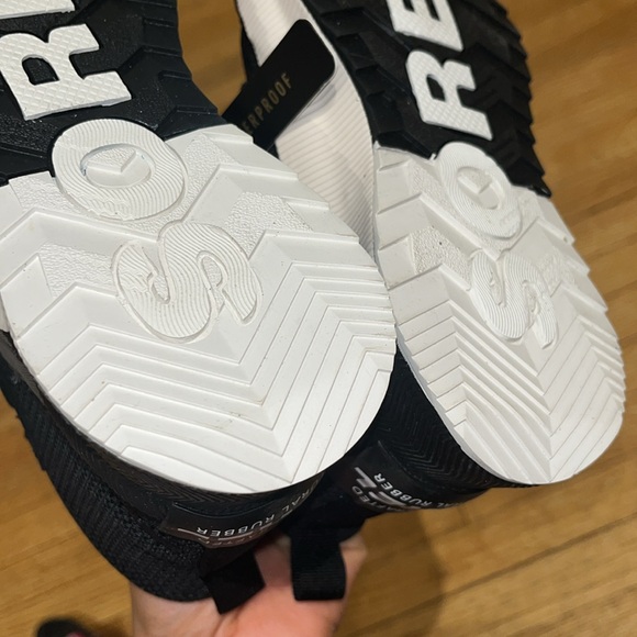 Sorel WOMEN'S OUT N ABOUT™ III WATERPROOF MID SNEAKER - Picture 12 of 16